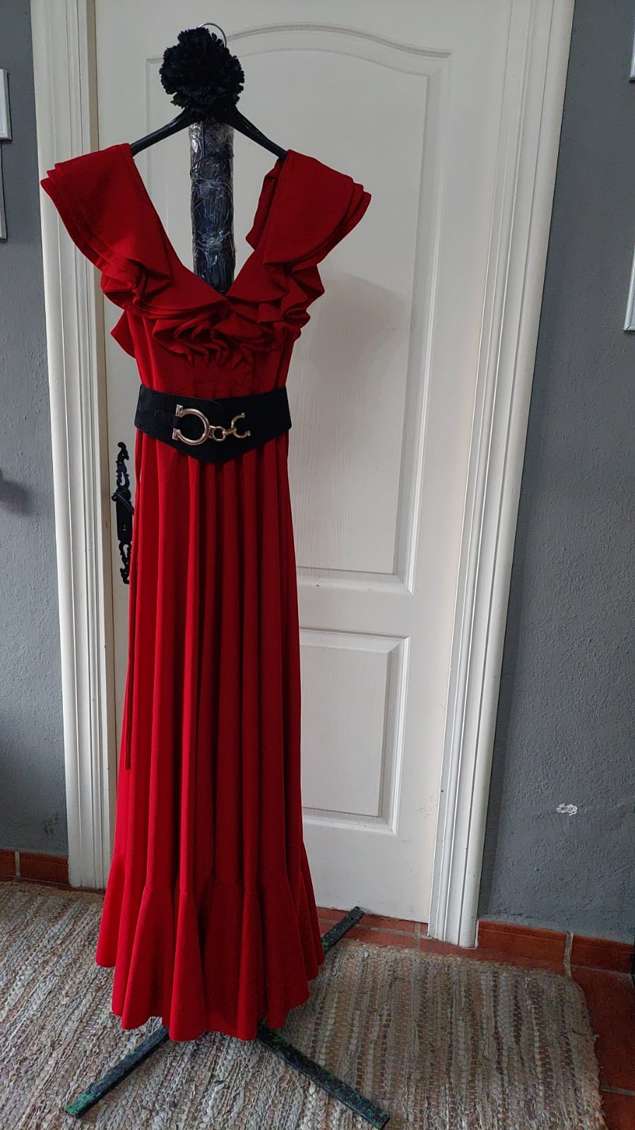 Bata de Romería Color Vino Tinto +cinturón y flor de regalo
