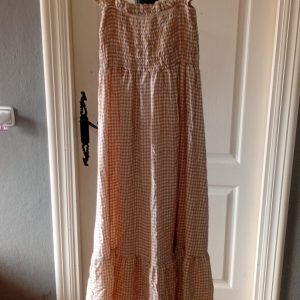 Bata de romería vichy beige