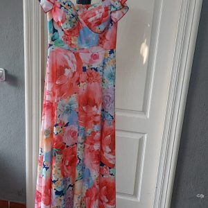 bata Flamenca Estampado Floral Multicolor +flor de regalo